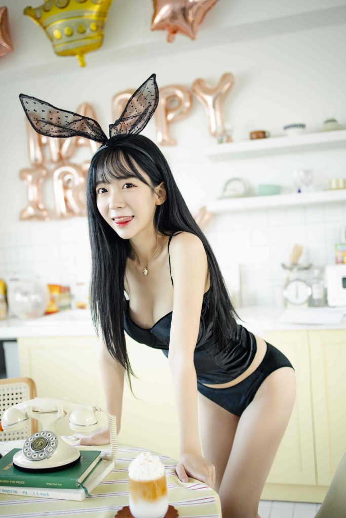 008.[Patreon] Sovely (쏘블리) – HAPPY BIRTHDAY + Video 图+视频 [138P+1V-177MB]