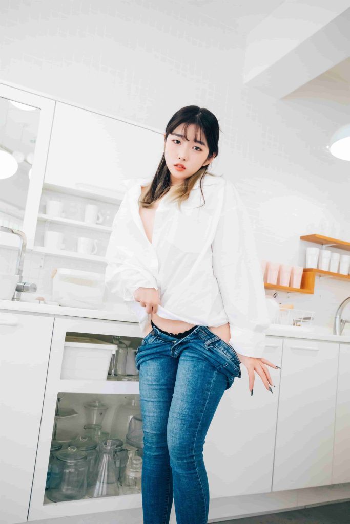 [Loozy] – Sonson – Nude Apron 图 [110P-204.92MB]